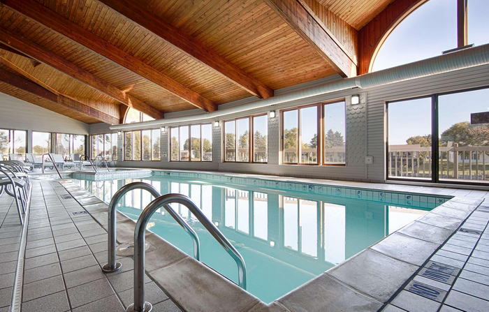 Spies River Terrace Motel (Best Western River Terrace) - From Website (newer photo)